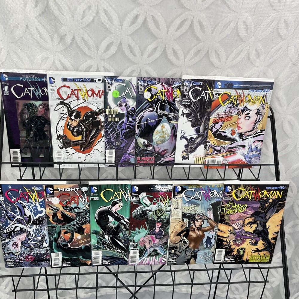 DC New 52 Catwoman 0 4-11 25-26 Futures‎ End 1 Lot Guillem March Batman